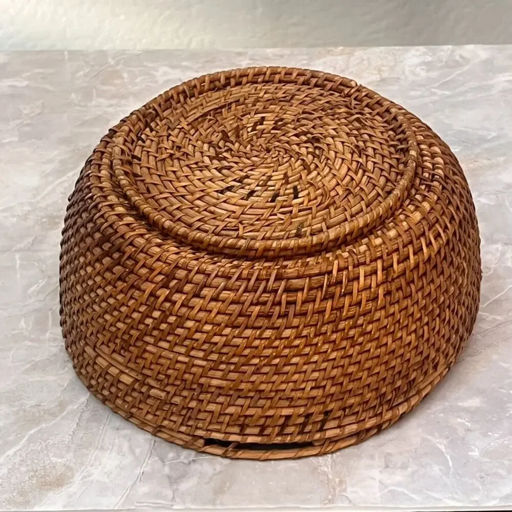 Natural Rattan Round Fruit Basket Weaved Aged Patina 10.5